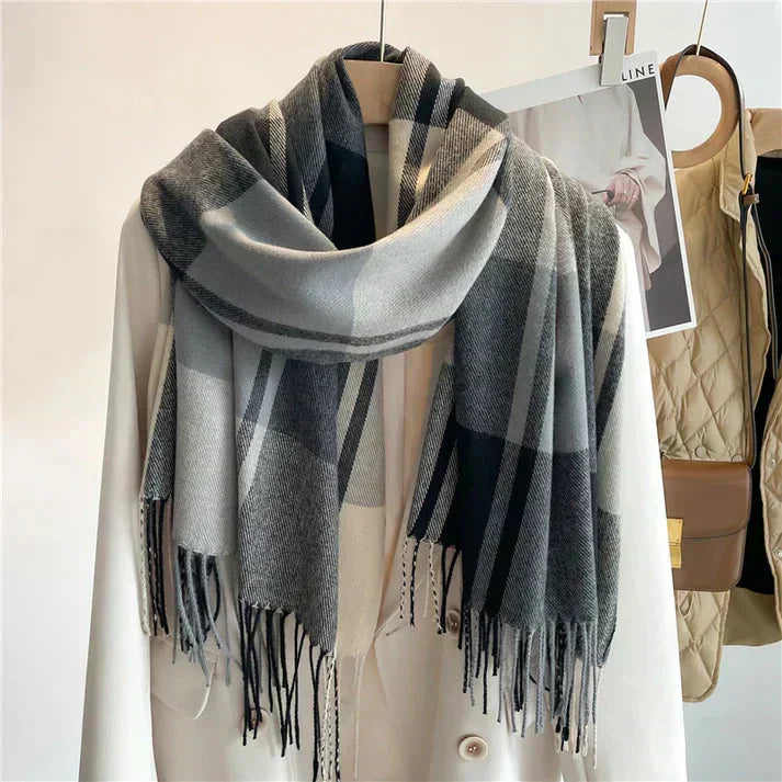 Luxurious Soft Wool Scarf – Warm & Stylish