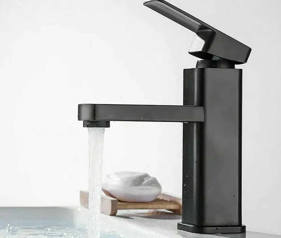 Halri | Premium Basin Faucet - with Modern Water Stream - Halri