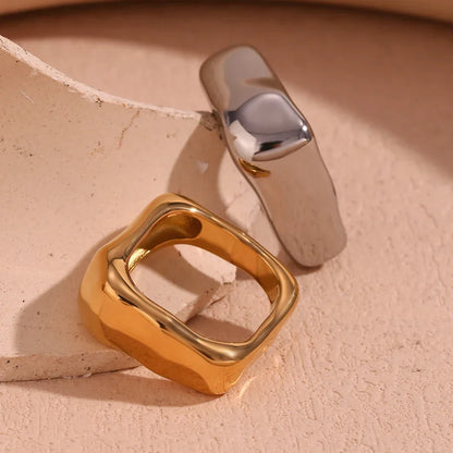Luxury 18k Gold Patterned Square Ring - Halri