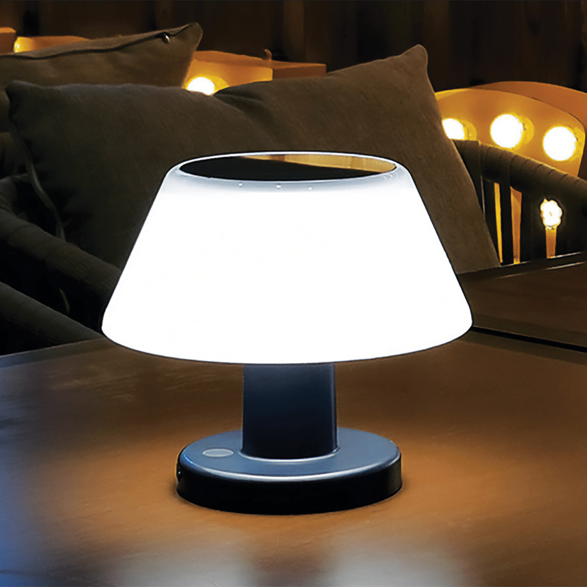 Solar Table Lamp with 20 Lumens, 4 Brightness Levels, IP65 Waterproof – Eco-Friendly Outdoor Lighting 7