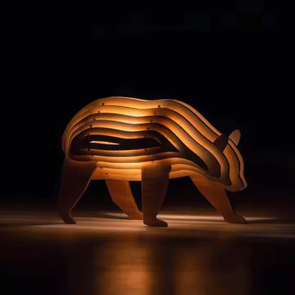 Rustikale, handgefertigte Tierlampe aus Holz