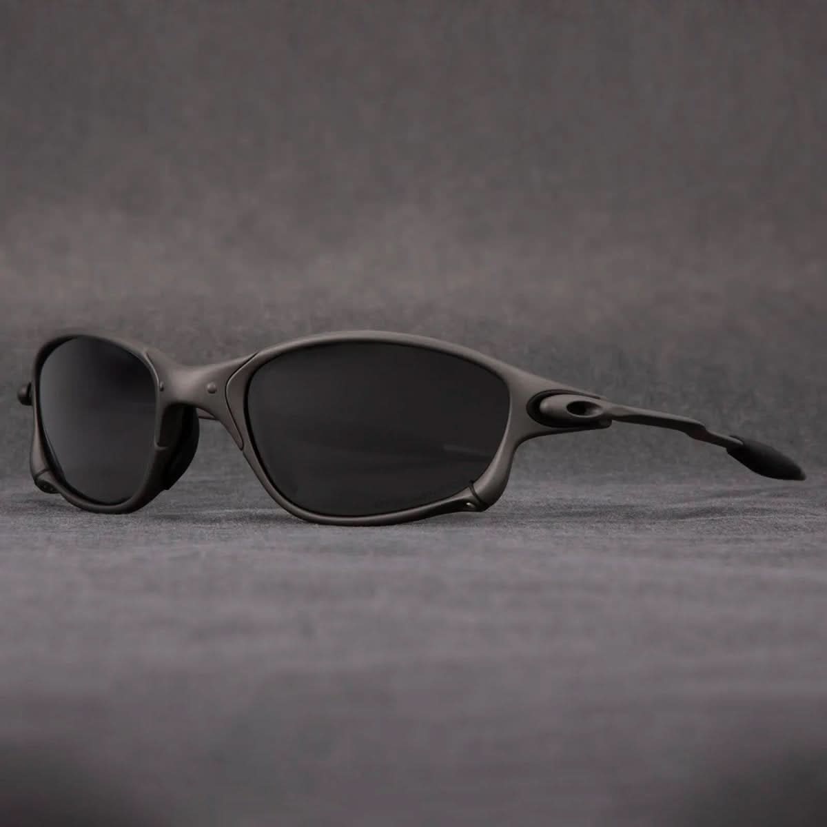 Polarisierte Sonnenbrille für klare Sicht am Tag