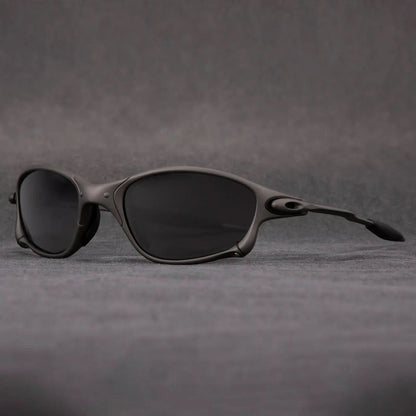 Polarisierte Sonnenbrille für klare Sicht am Tag