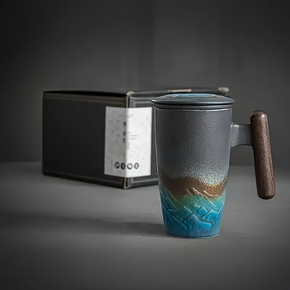 Vintage-Teebecher aus Keramik mit Teesieb und Holzgriff