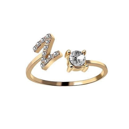 Personalisierter, zarter Diamantring mit Initialen