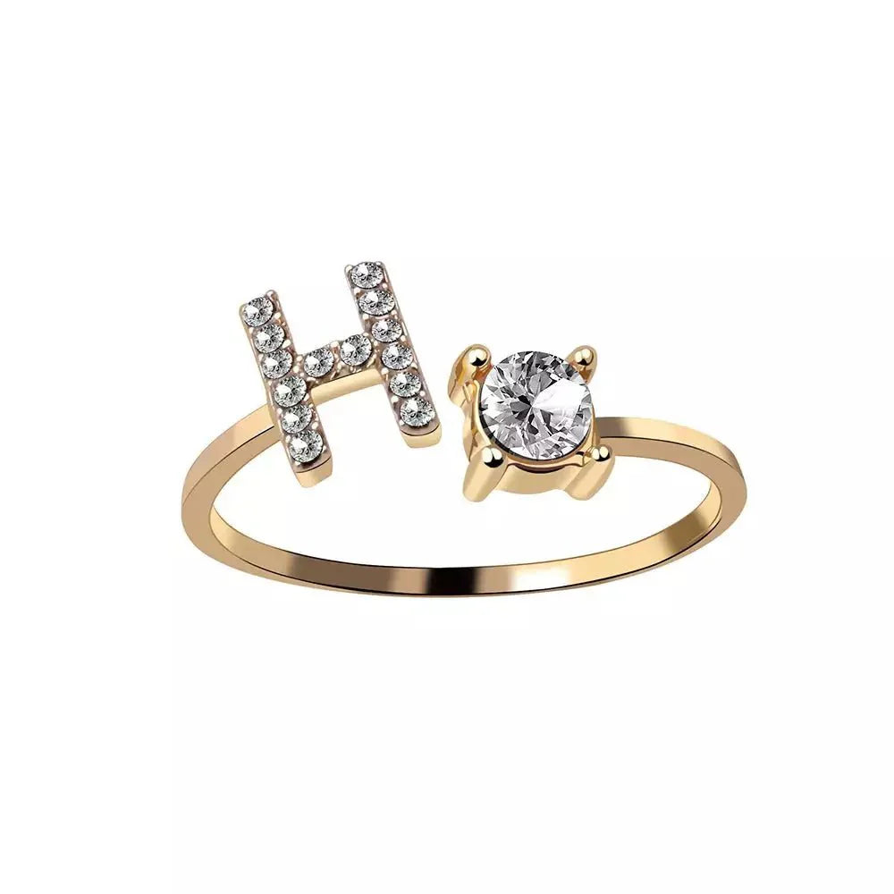 Personalisierter, zarter Diamantring mit Initialen