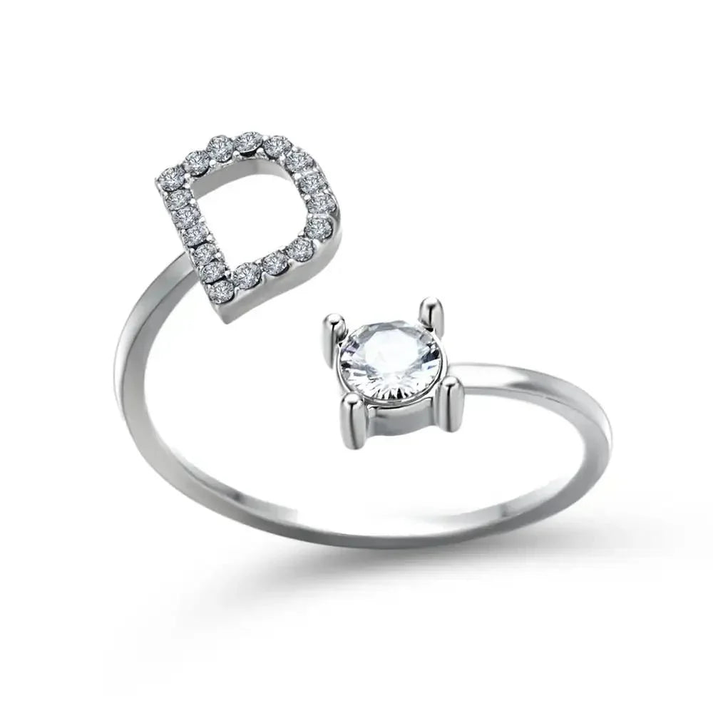 Personalisierter, zarter Diamantring mit Initialen
