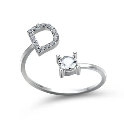 Personalisierter, zarter Diamantring mit Initialen