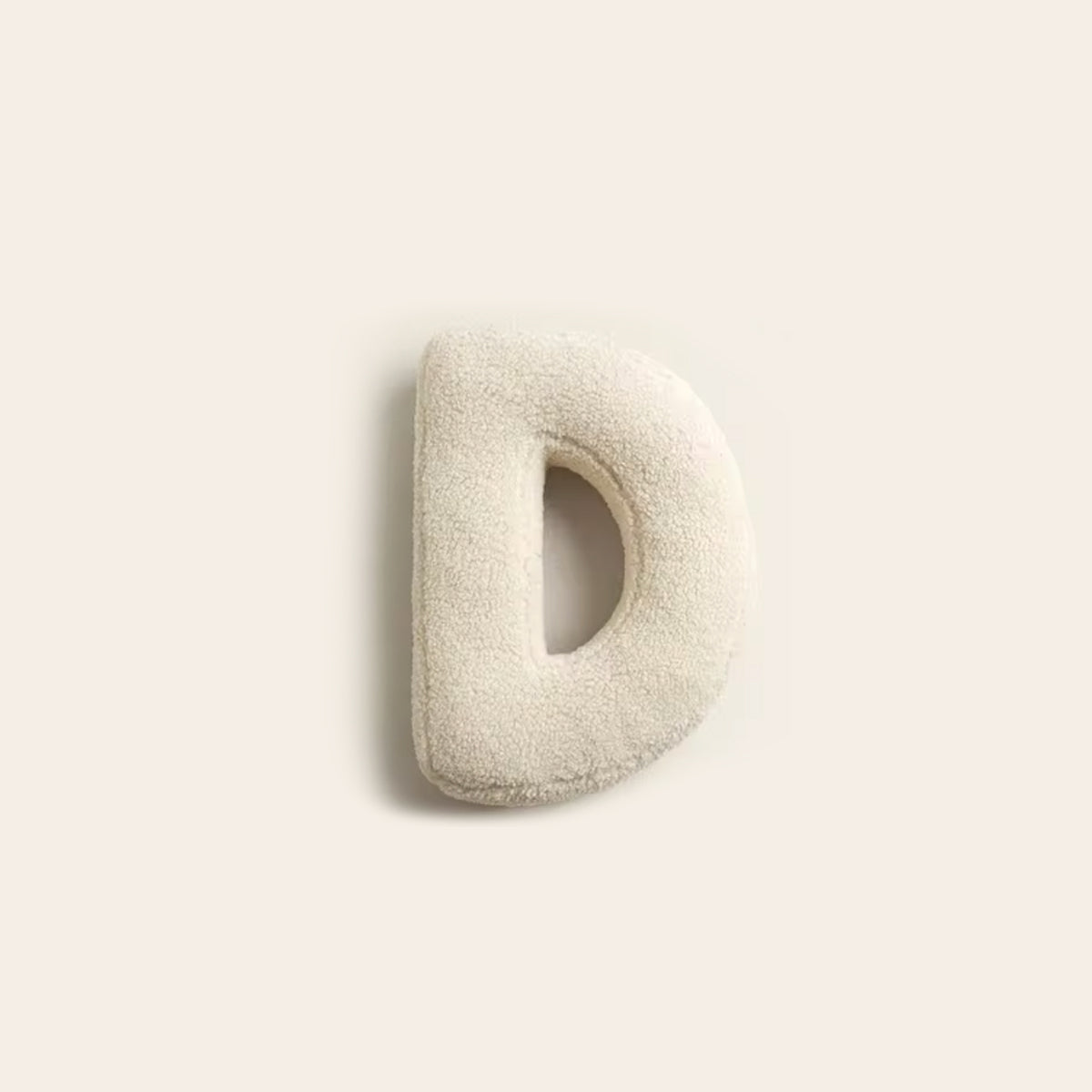 Buntes Alphabet-Kissen als Dekoration