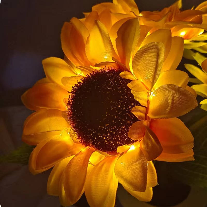 Bright Floral Table Lamp
