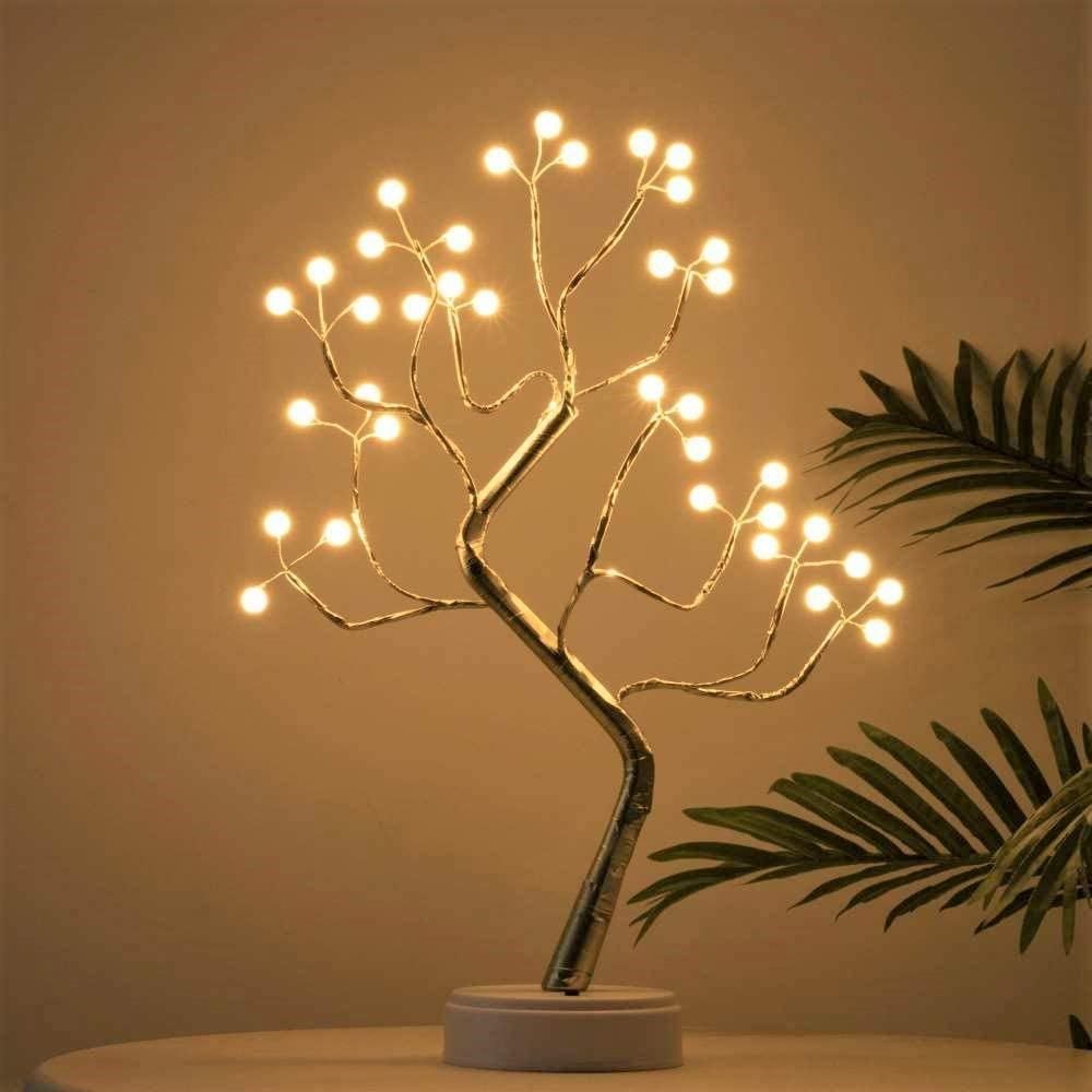 LED-Baumlampe mit stimmungsvoller Beleuchtung