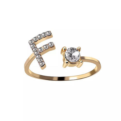 Personalisierter, zarter Diamantring mit Initialen