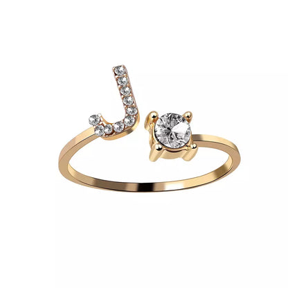 Personalisierter, zarter Diamantring mit Initialen