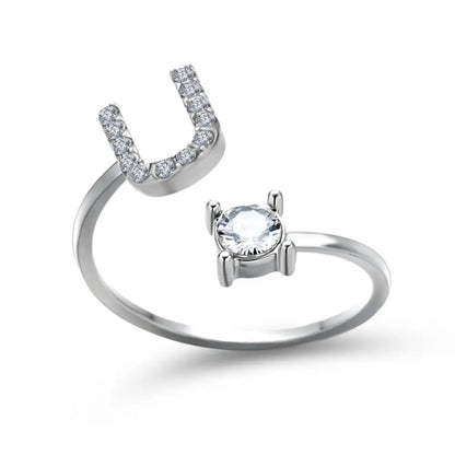 Personalisierter, zarter Diamantring mit Initialen