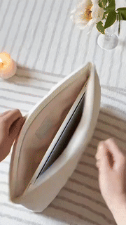 Protective Neoprene Laptop Pouch - Halri