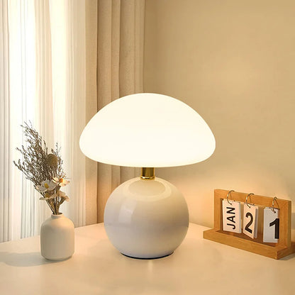 Simple Vintage Fungi Desk Lamp Soft Lighting