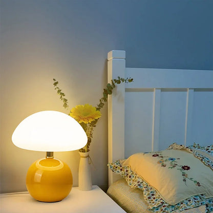Simple Vintage Fungi Desk Lamp Soft Lighting