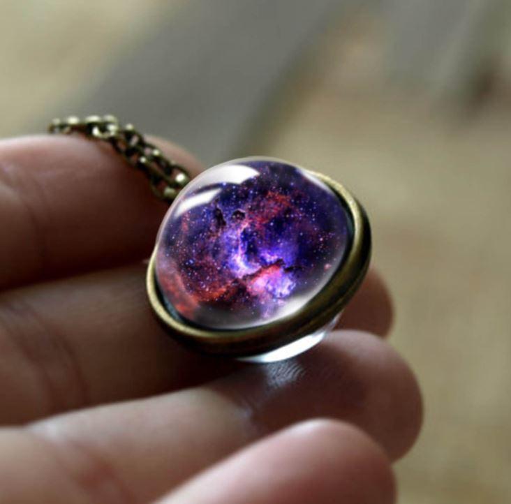 Halskette mit Anhänger „Kosmischer Stern“