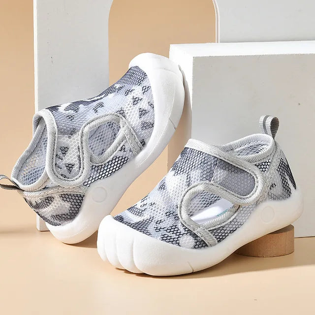 Bequeme Sommersandalen für Kinder mit weichem Mesh-Obermaterial 