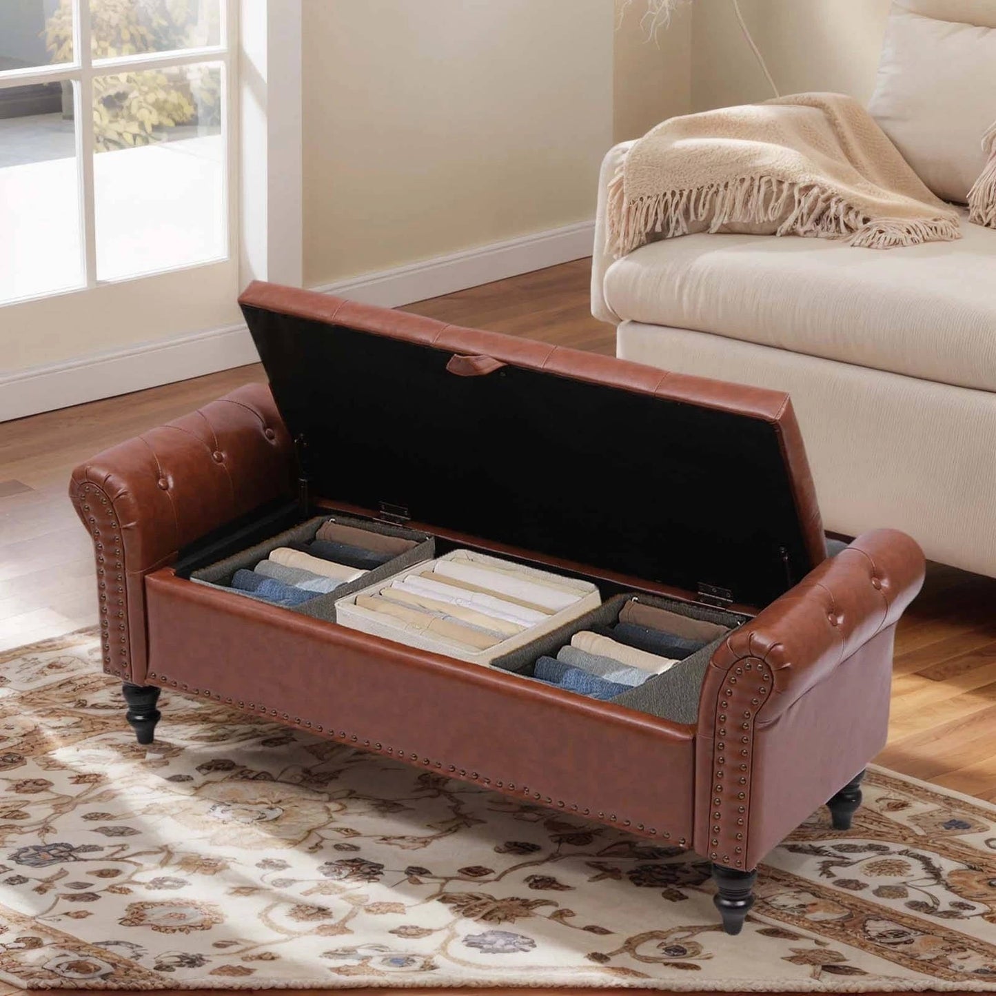 Comfortable Bedroom Storage Bench Seat