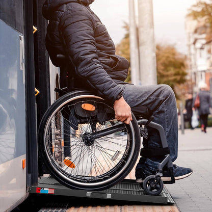 Compact Lightweight Folding Ramp Non-Slip 600lb Capacity