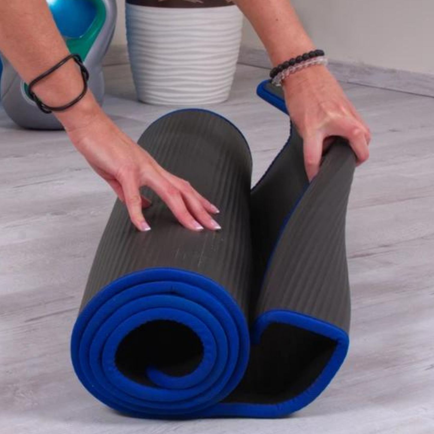 Premium Thick Folding Yoga Mat for Home Workout - Halri