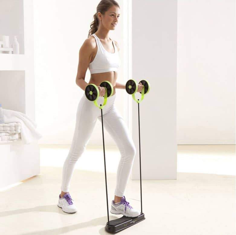 Effektiver Bauchmuskeltrainer mit Core-Roller für das Heimtraining