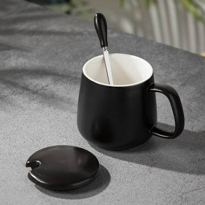 Luxuriöses Kaffeetassen-Geschenkset im Marmor-Design