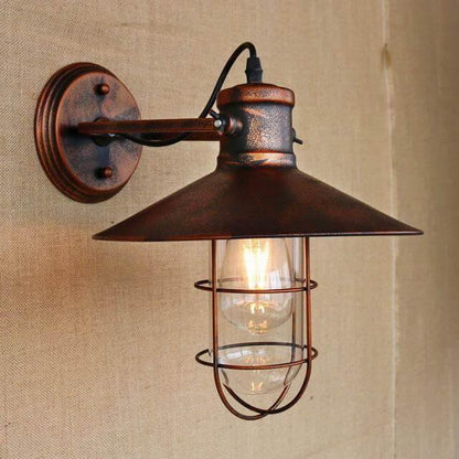Wandleuchte aus Metall im Industrial Chic
