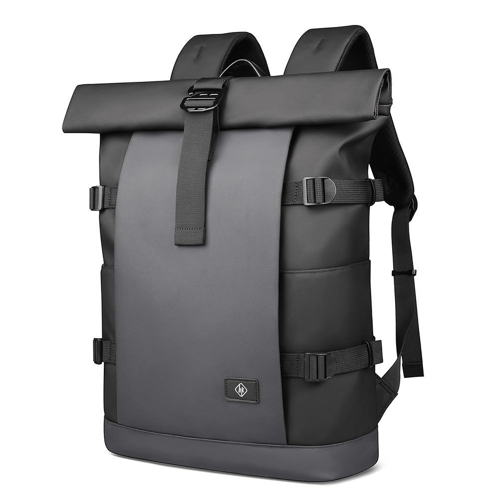 Wasserdichter Reiserucksack mit 17-Zoll-Laptopfach