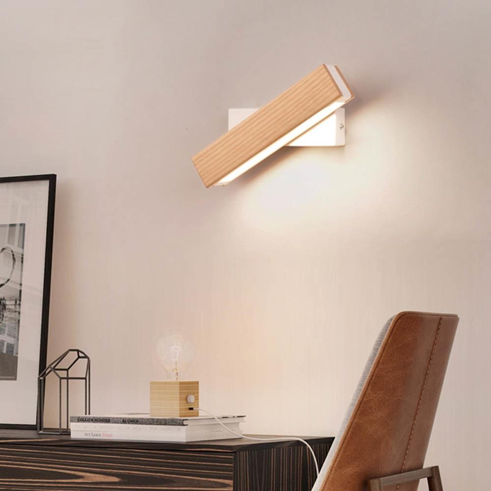 Verstellbare LED-Wandleuchte aus Holz