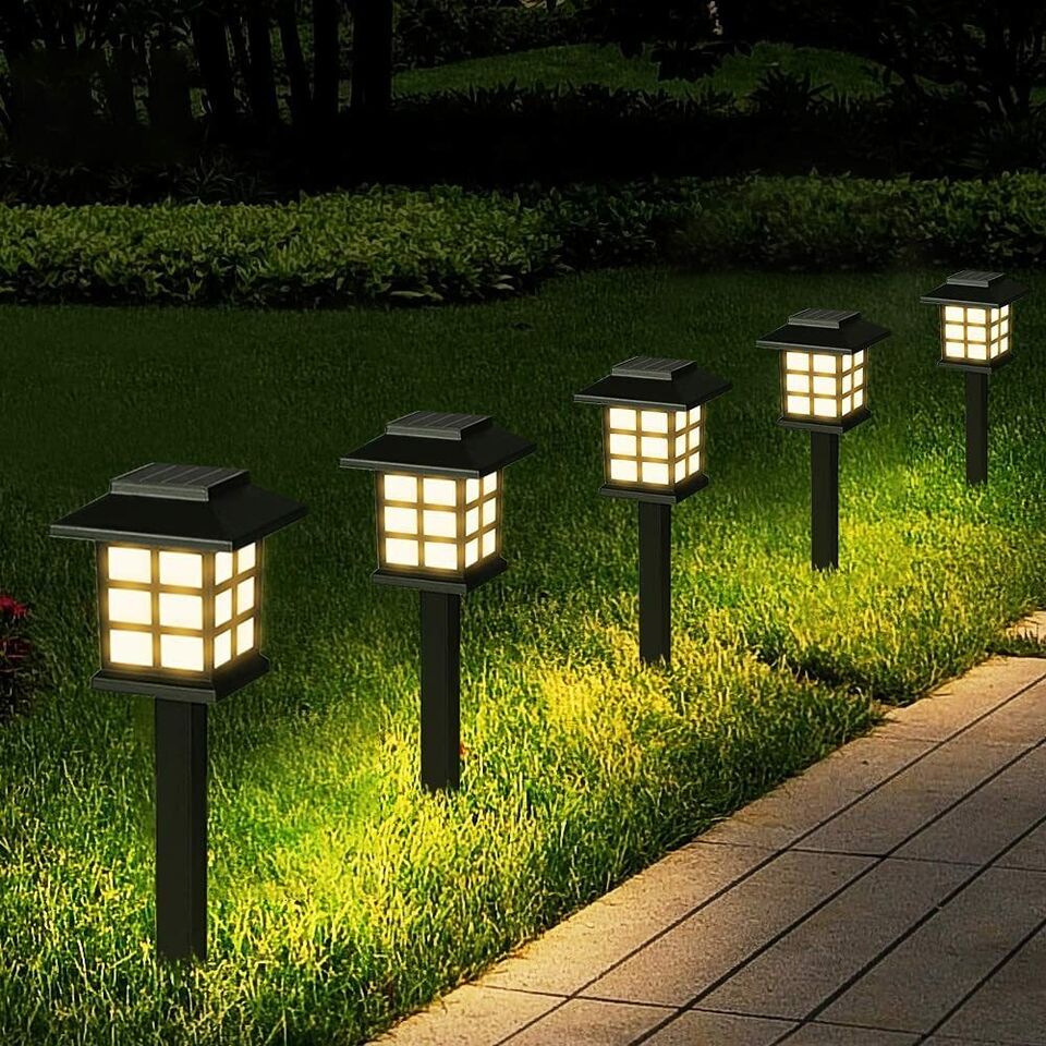 Bright Outdoor Solar Garden Path Lights 12 Pack - Halri