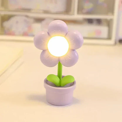 Zarte, beruhigende Schreibtischlampe mit Blumenmuster