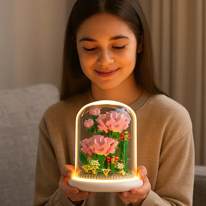 Schöner Glasblock mit Blumendekor