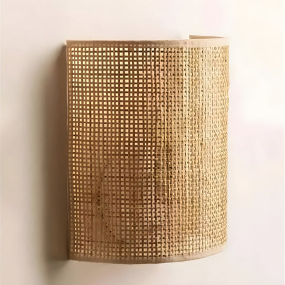 Wandleuchte aus natürlichem Rattan