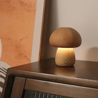 Pilz-Tischlampe mit sanftem Licht